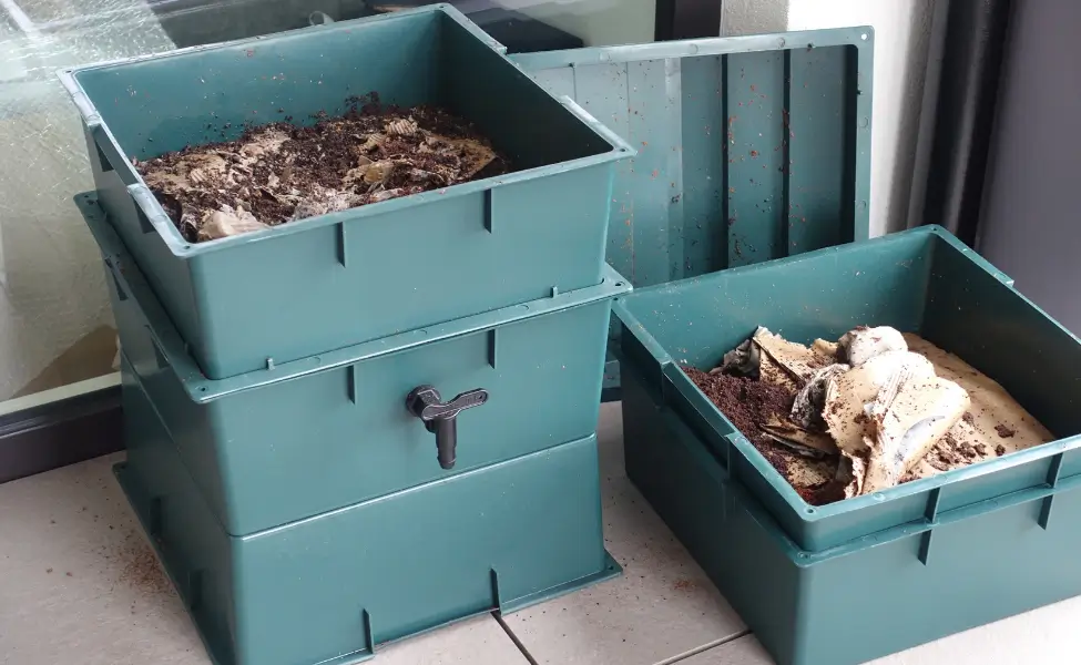 Small space composting Worm bins