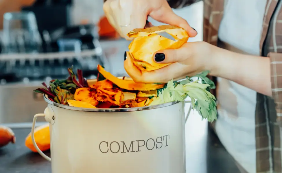 Small space composting indoor compost bins